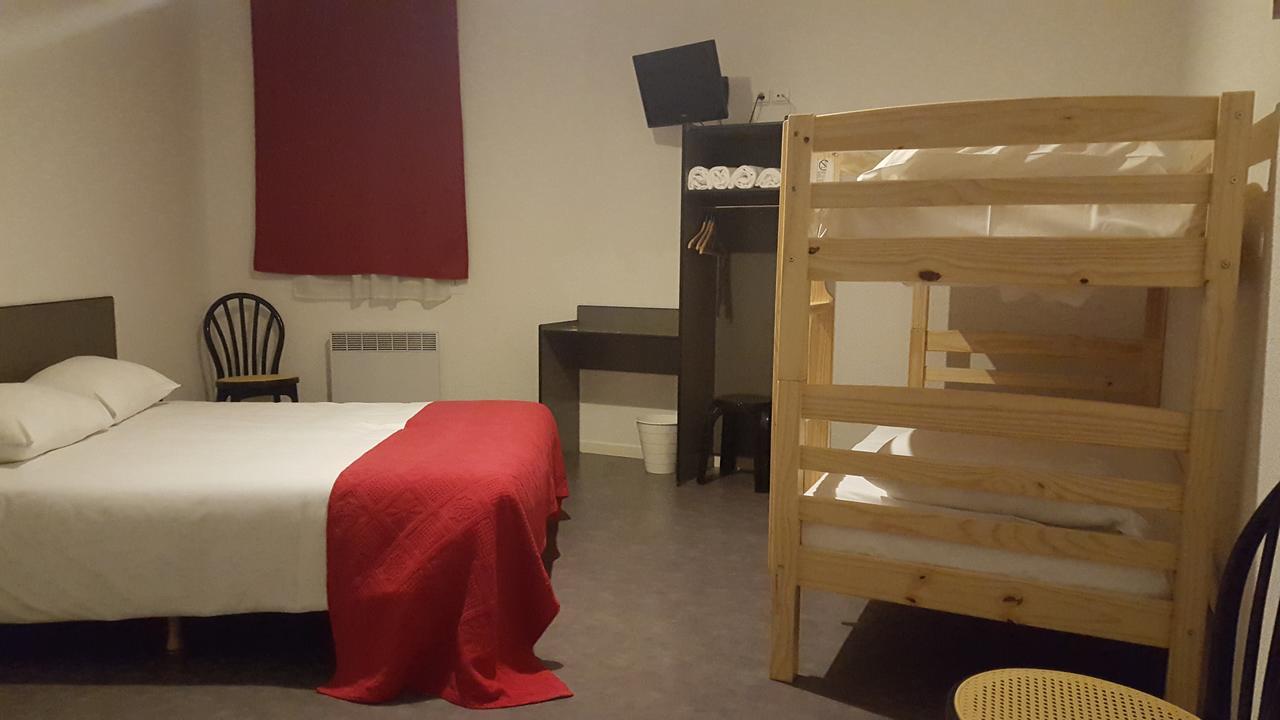 Relax Hotel Maillat Exterior foto